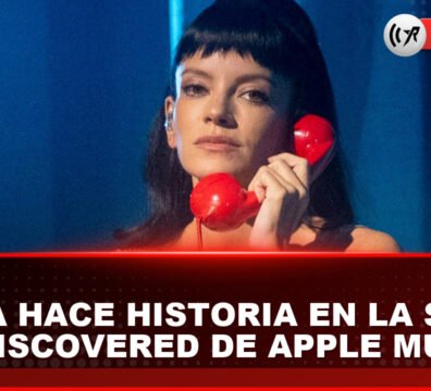 Integrantes de la banda Maná durante su sesión en los estudios de Apple Music.
