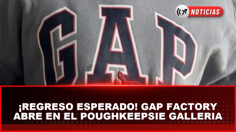 Logotipo y prendas de vestir de la tienda GAP Factory en exhibición comercial